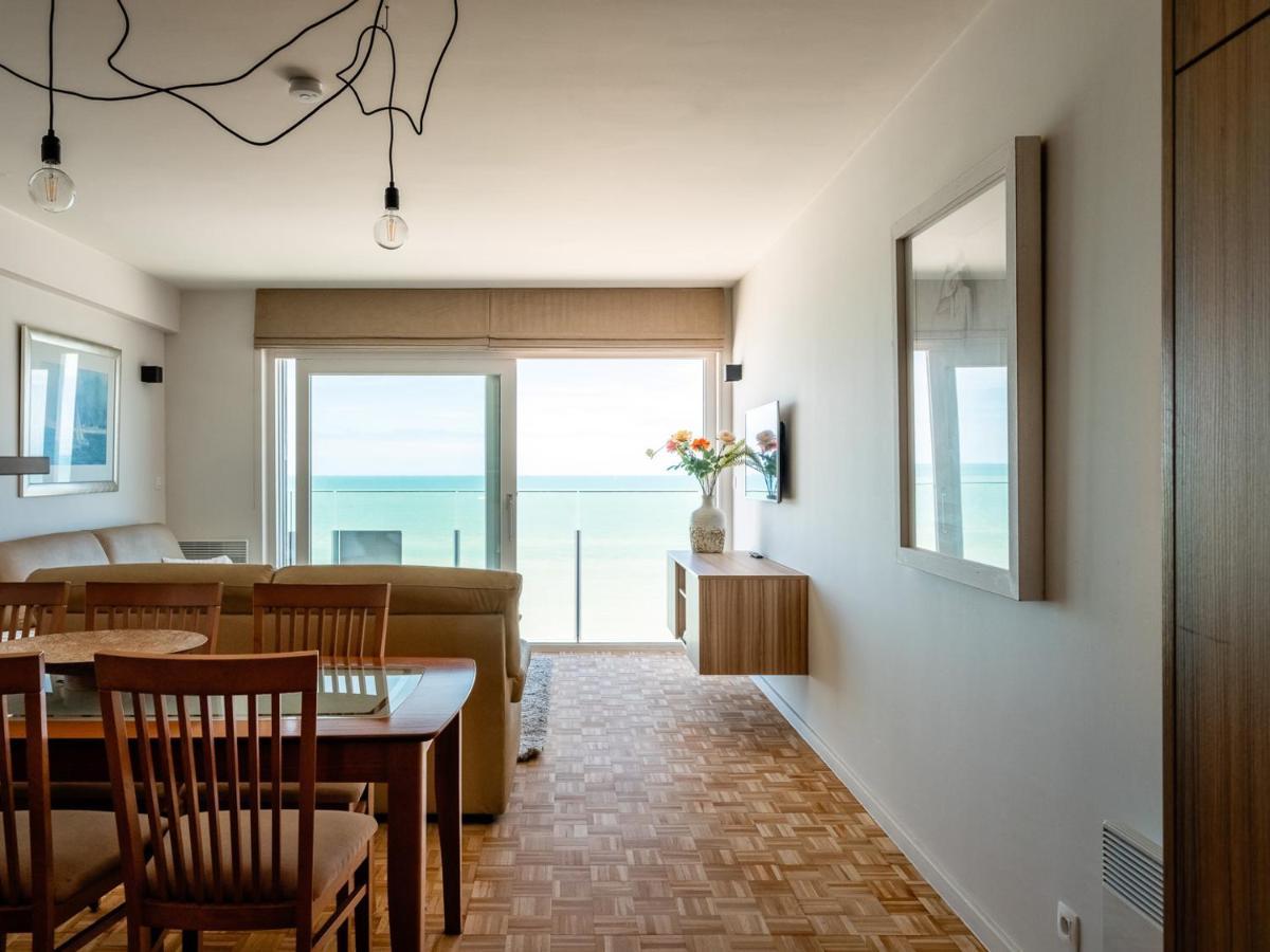 Sea You Soon - Appartement Met Toplocatie Op De Zeedijk Met 2 Slaapkamers Middelkerke Kültér fotó